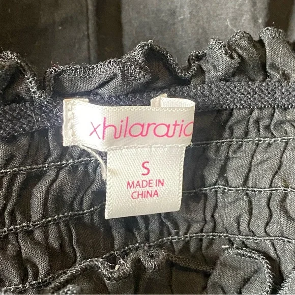 Black Women's Smocked High-Waist Sleeveless Romper - Picture 5 of 8